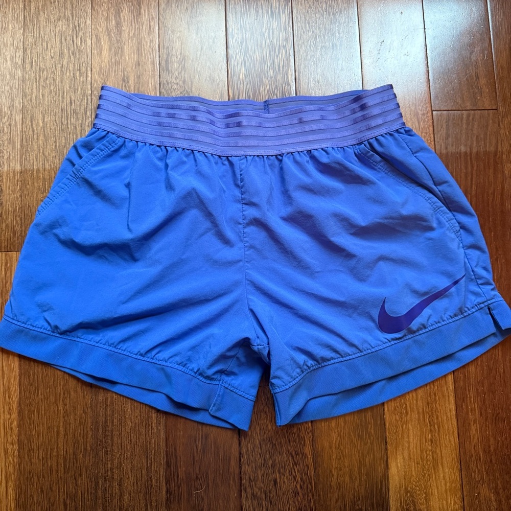 Nike Women's Purple Sports Shorts Size Small